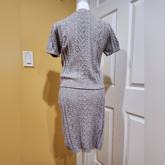 Sweater Skirt - Picture 4 of 6